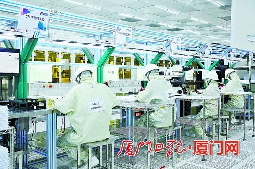 廈門天馬顯示科技兩千員工春節(jié)在崗 沖刺新項(xiàng)目投產(chǎn)